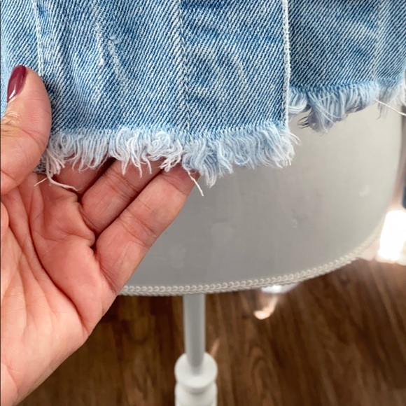 Distressed Crop Jean Jacket - Picture 7 of 7